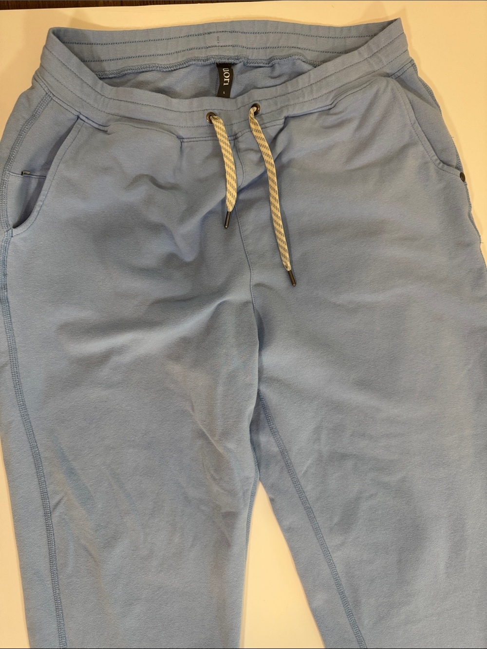 Vuori Light Blue Women's Jogger Pants - Picture 2 of 5